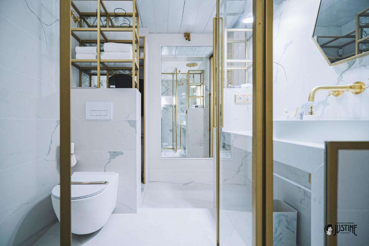 Suite Kintsugi by Justine Apartments Apartamento turístico en Madrid Río Exterior foto